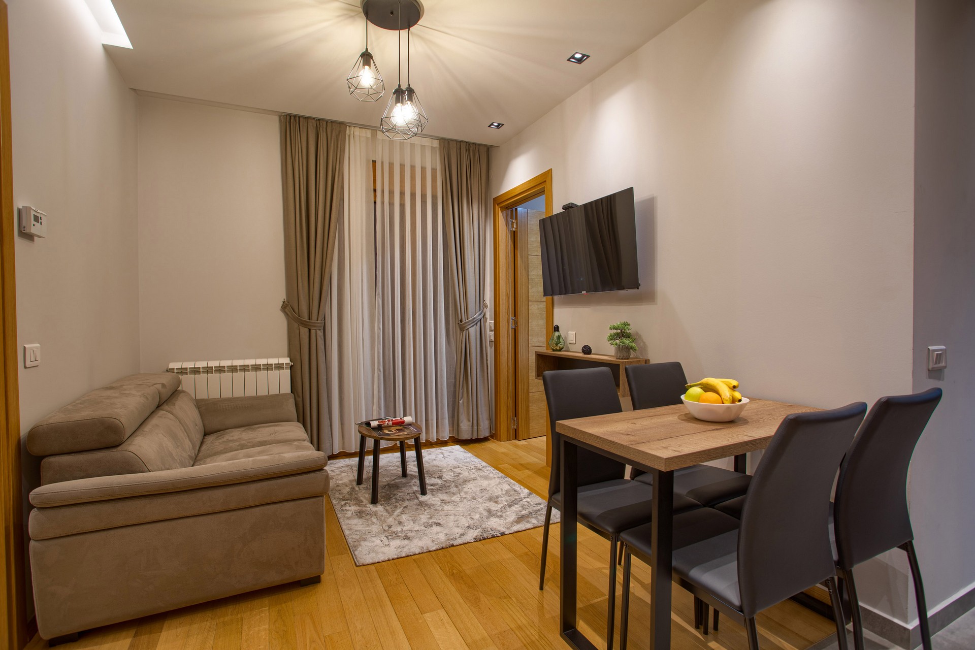 Apartment M32
