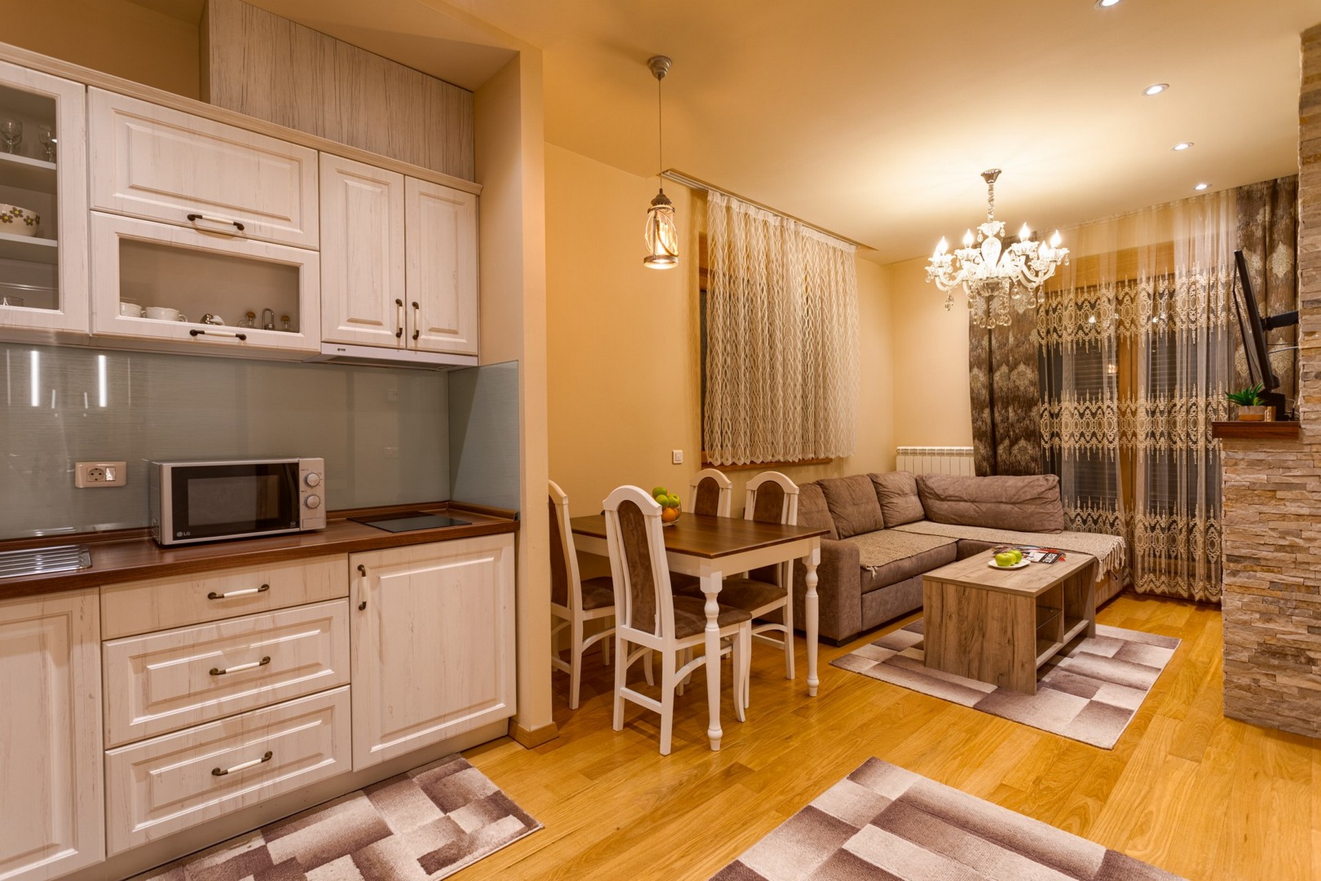 Apartment L9