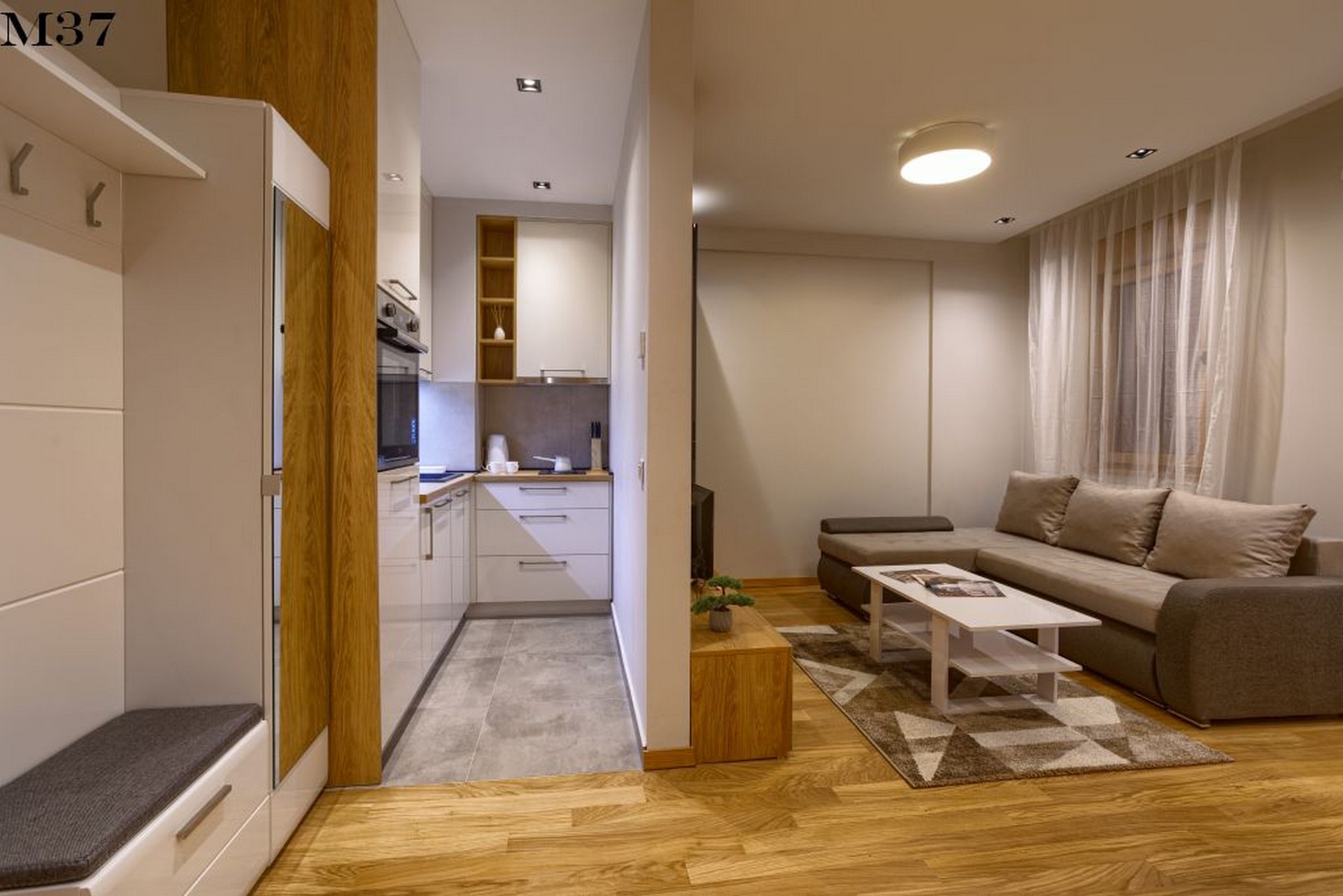 Apartment M37
