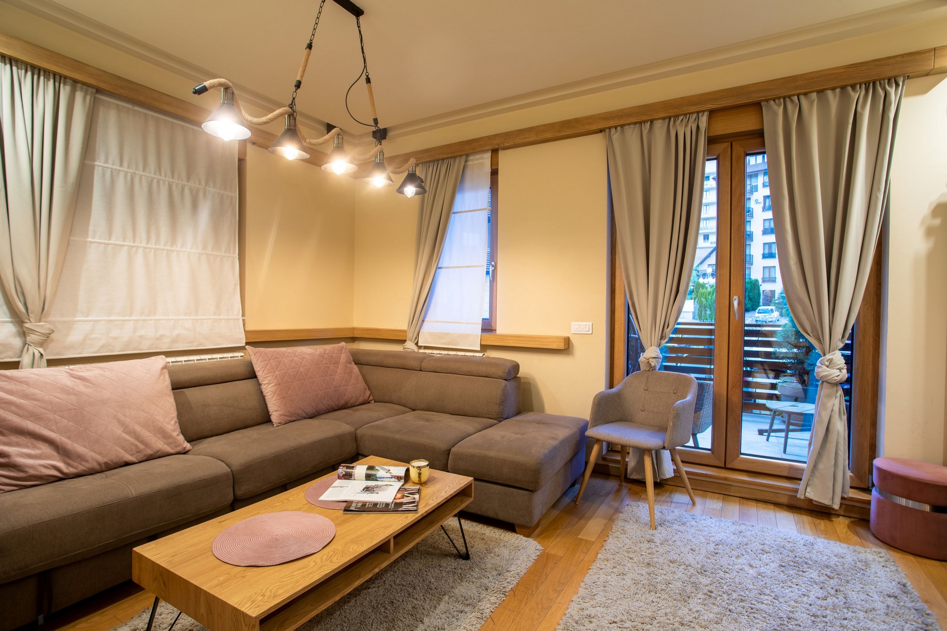 Apartment J1