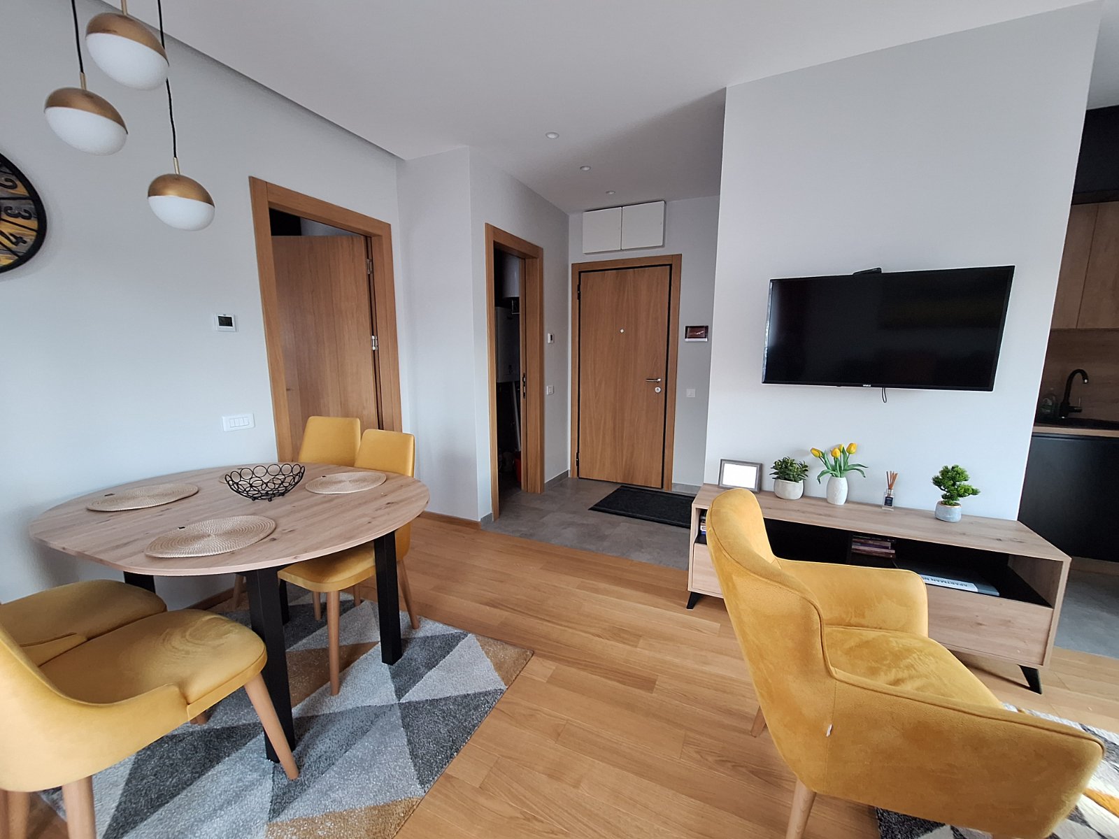 Apartment N9