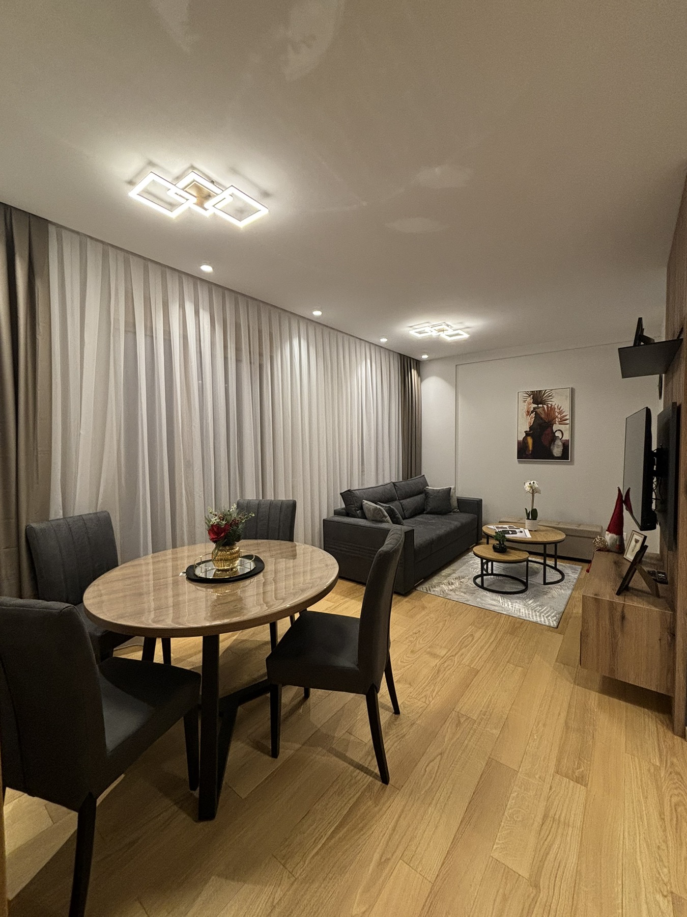 Apartment N8